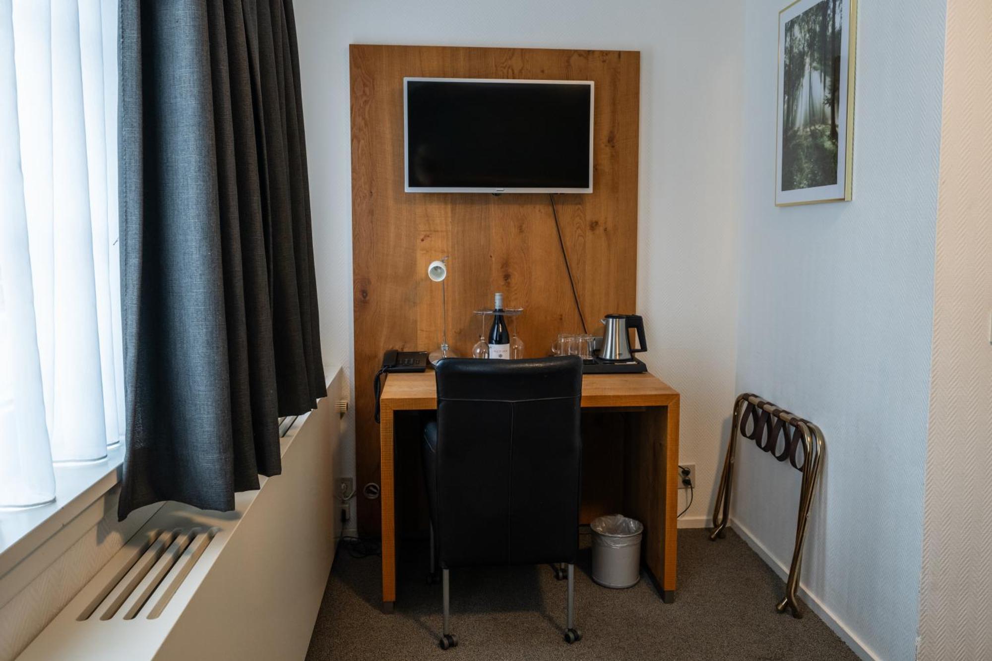 Hotel Restaurant Het Witte Huis Olterterp ภายนอก รูปภาพ